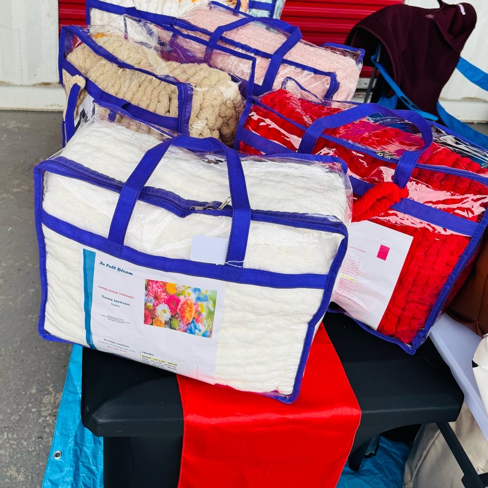 Custom handmade crochet throw blankets in all colors!!